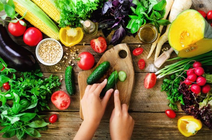 6 Ways Growing-Your-Own-Food Can Improve Your Health Growing-Your-Own-Food Can Improve Your Health